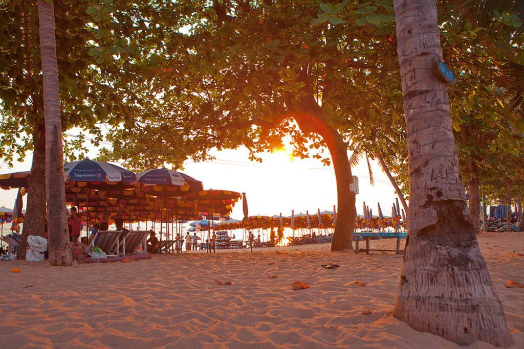 Acqua - 100 Meters From Jomtien Beach Pattaja Kültér fotó